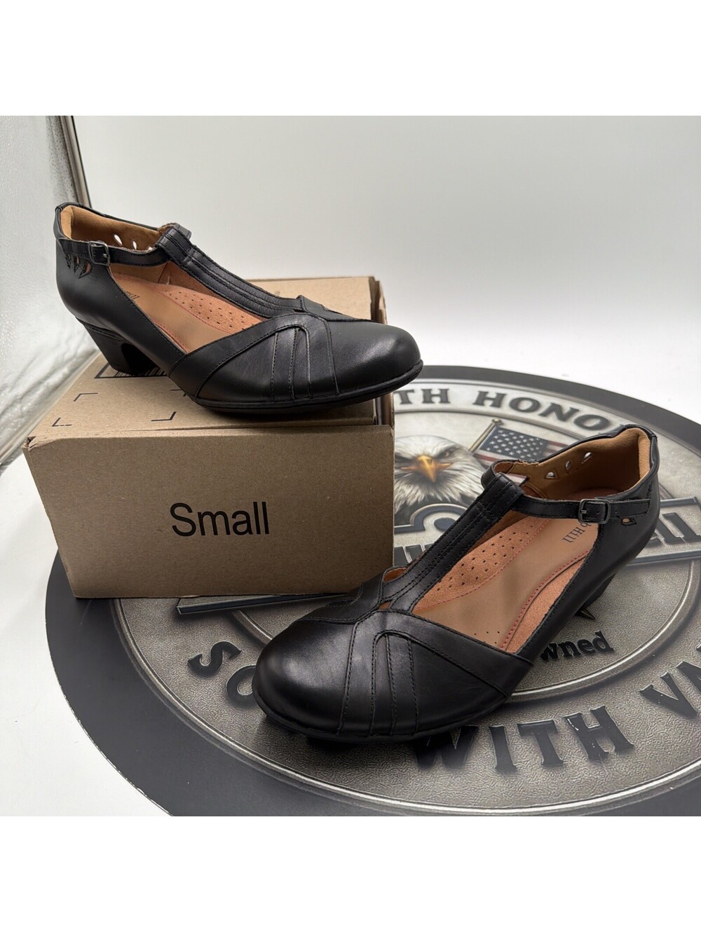 Cobb Hill T Strap Real Leather Pumps Womens 11 Vintage Flapper Dance Shoe No Box